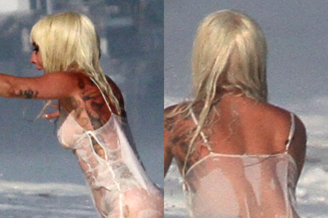 125280 Леди Гага устроила откровенную фотосессию в прозрачном платье в Малибу
