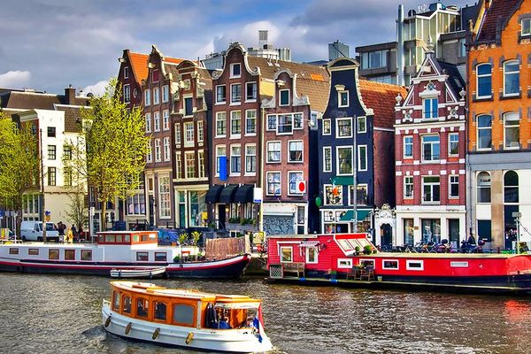 129297 В Амстердаме продолжают принимать меры для снижения турпотока