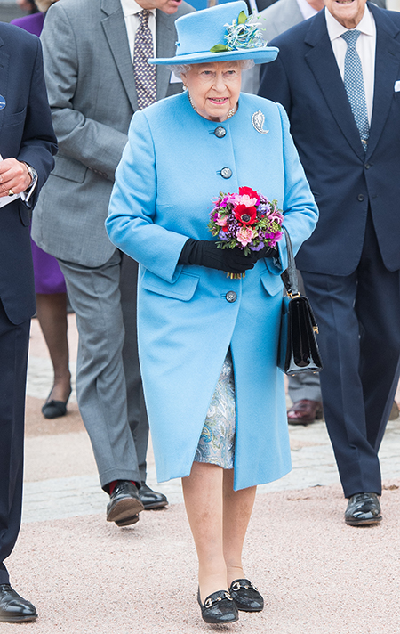 130009 От Елизаветы II до Кейт Миддлтон и Меган Маркл: почему представители монаршей семьи годами носят одну и ту же обувь