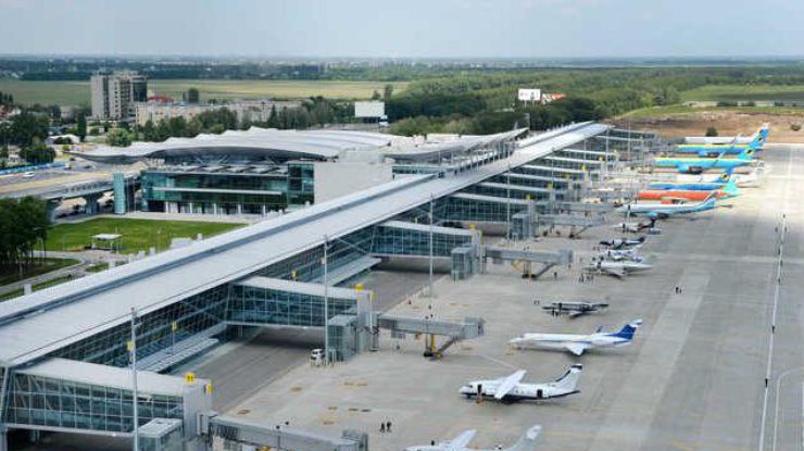 132737 Борисполь может отменить чартерные рейсы авиакомпании «Буковина»