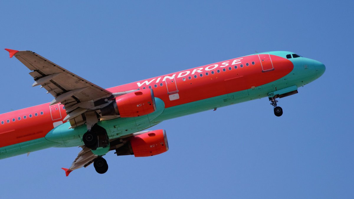 134070 SkyUp разрешили летать в Чехию, а Windrose – в Турцию