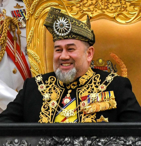 137983 Бывший король Малайзии выплатит 6 миллионов Оксане Воеводиной