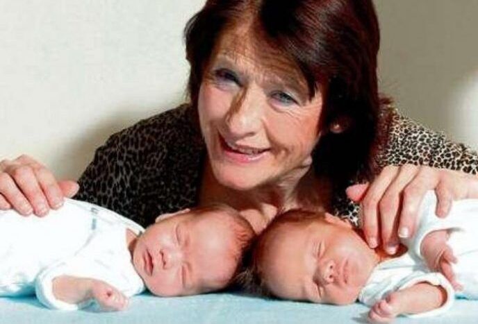 138407 Позднее материнство: стоит ли так рисковать? Самая старая мать оставила близнецов сиротами в 3 года