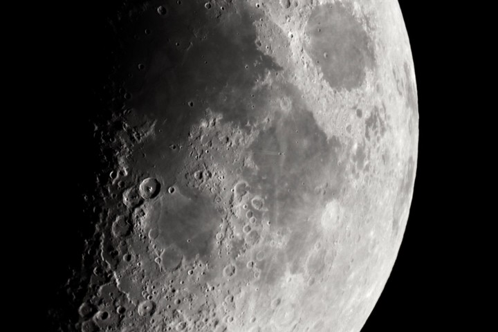 144564 Новое открытие заставило ученых переосмыслить происхождение Луны