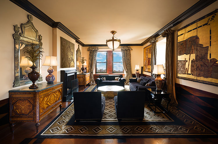 В гостях у племянника Елизаветы II: экскурсия по апартаментам Дэвида Линли в Нью-Йорке